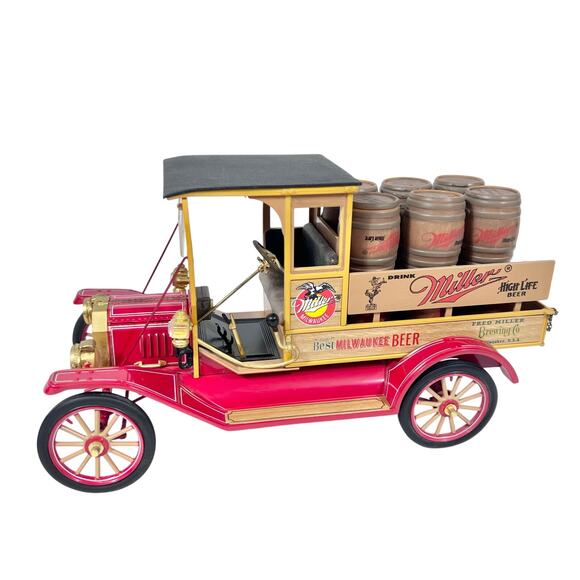 Franklin Mint 1913 Ford Model T Miller Beer Truck Barrels 1:16 Scale Red 1997 - Picture 1 of 16